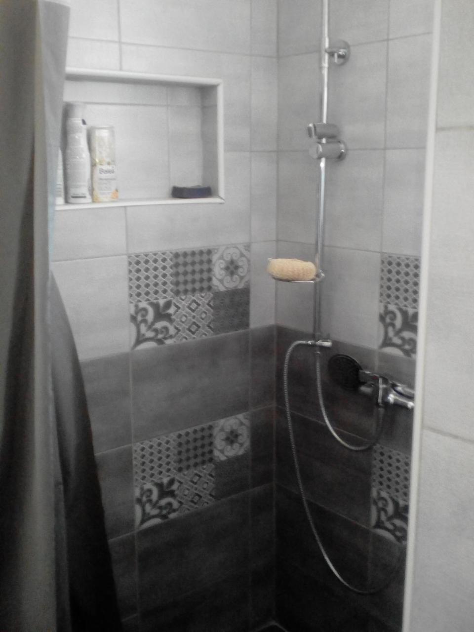 Apartman All Seasons Hotonj Ngoại thất bức ảnh